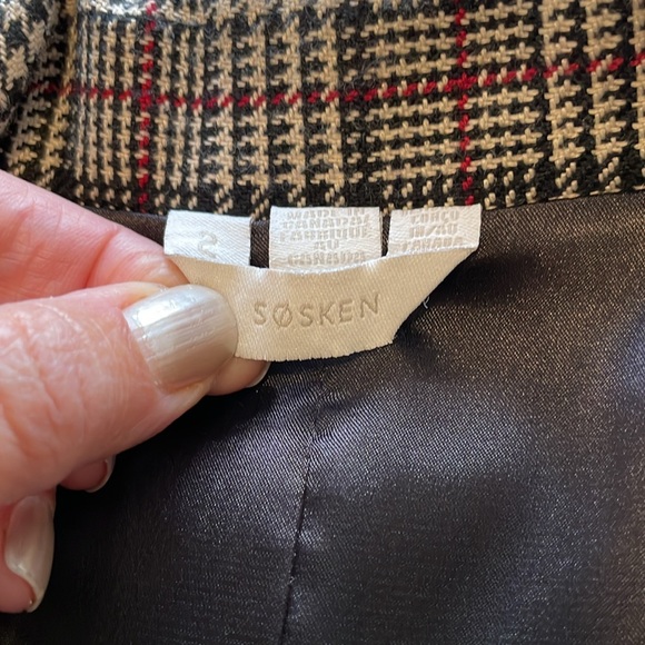NWOT SOSKEN - Made in Canada - Plaid Blazer. Size 2, equivalent size L - Picture 7 of 11